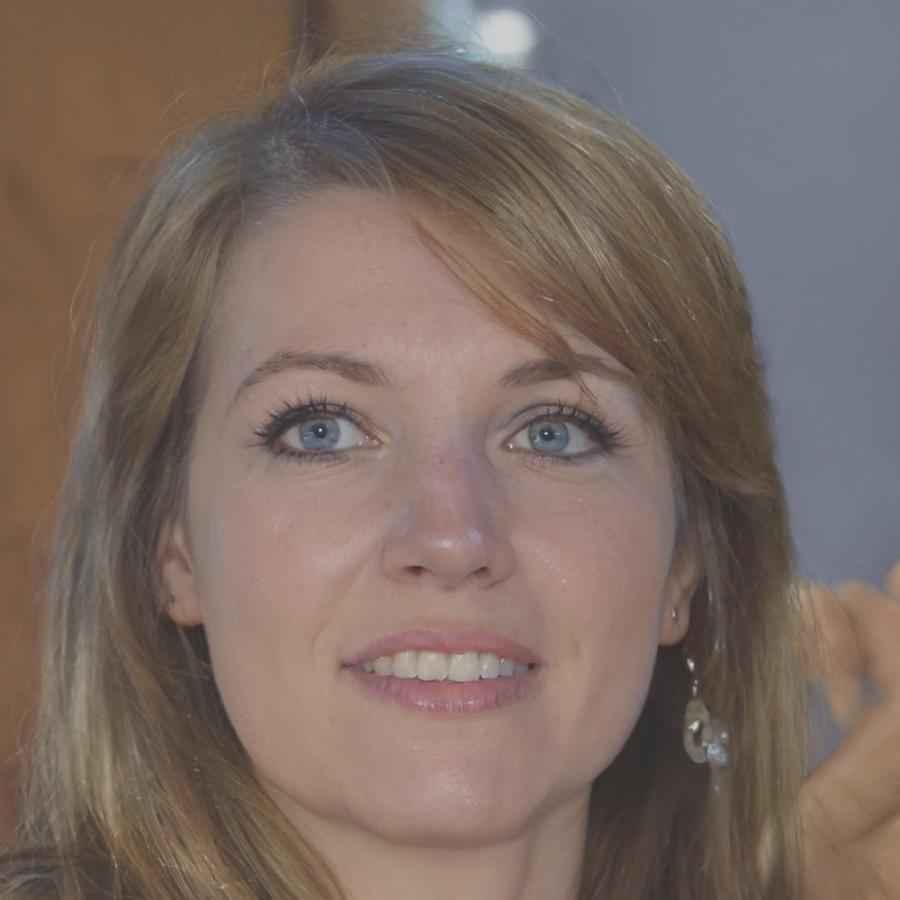 Elena Martínez, Directora Artística de Krytharion